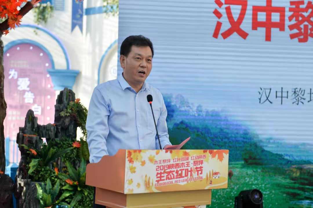 俗语：“人中一条线，有子也难站”是什么意思？有何道理？