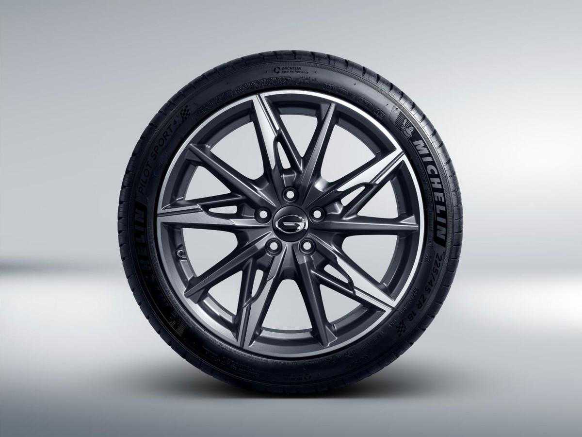 “走大运”通常是指运势变好，生活中各方面都比较顺利